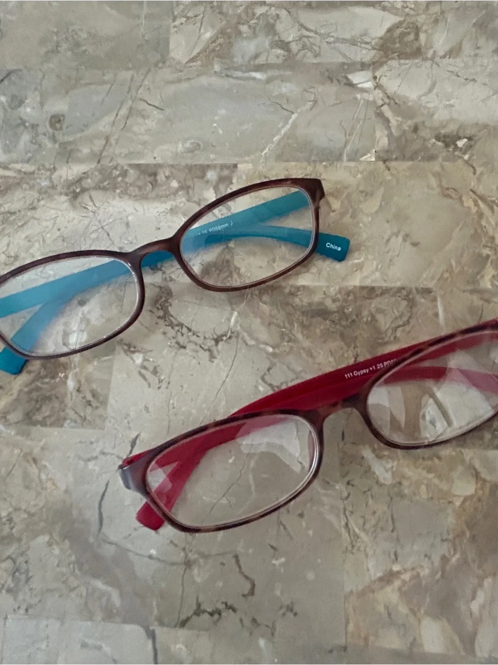 🍁2 pairs Glasses  in Ocean Teal & Gypsy Pink 1.25‎ 🍁4/$40 if bundled